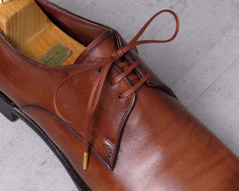 革靴用のブラウン・茶色の靴紐